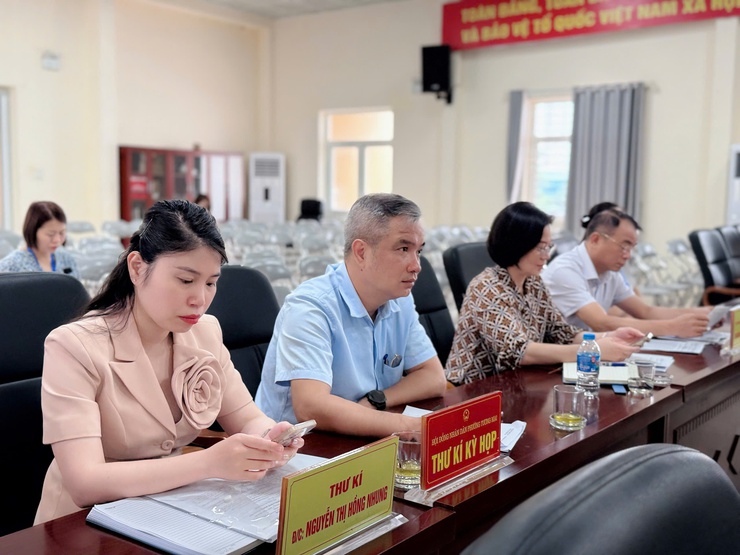 Kỳ họp thứ hai HĐND phường Tương Mai, khoá I, Nhiệm kỳ 2021-2026- Ảnh 12.