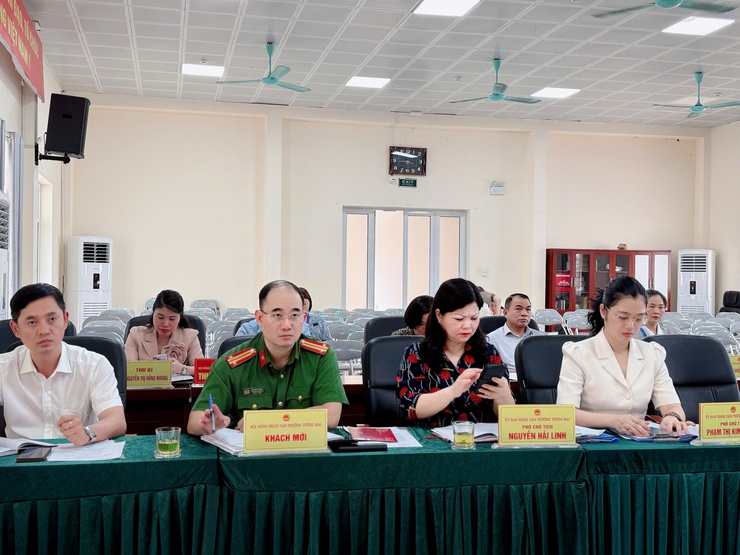 Kỳ họp thứ hai HĐND phường Tương Mai, khoá I, Nhiệm kỳ 2021-2026- Ảnh 11.