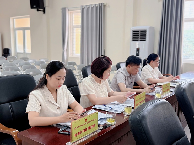 Kỳ họp thứ hai HĐND phường Tương Mai, khoá I, Nhiệm kỳ 2021-2026- Ảnh 13.