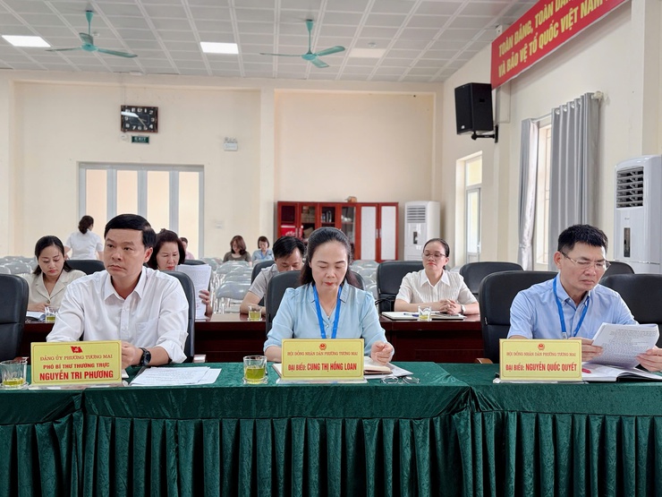 Kỳ họp thứ hai HĐND phường Tương Mai, khoá I, Nhiệm kỳ 2021-2026- Ảnh 2.