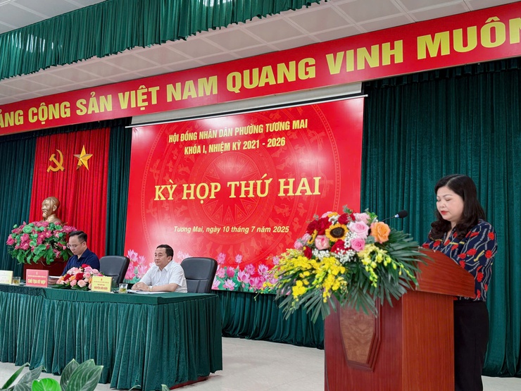 Kỳ họp thứ hai HĐND phường Tương Mai, khoá I, Nhiệm kỳ 2021-2026- Ảnh 4.