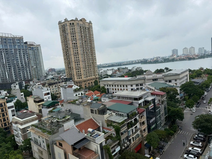 Hà Nội nhiều mây, có mưa bất kỳ lúc nào trong ngày- Ảnh 2.