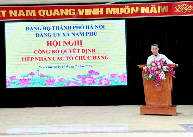Đảng ủy xã Nam Phù công bố tiếp nhận 18 tổ chức Đảng- Ảnh 4.