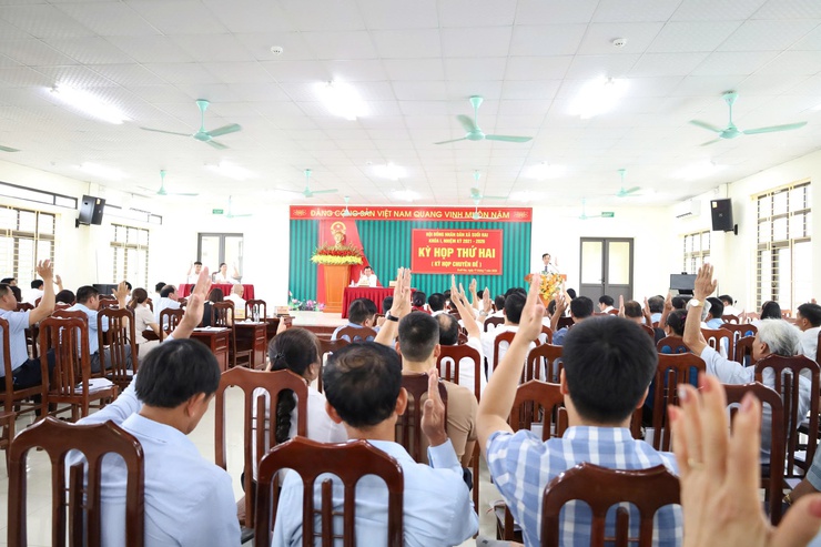 HĐND xã Suối Hai tổ chức kỳ họp chuyên đề, quyết nghị nhiều nội dung quan trọng.- Ảnh 5.