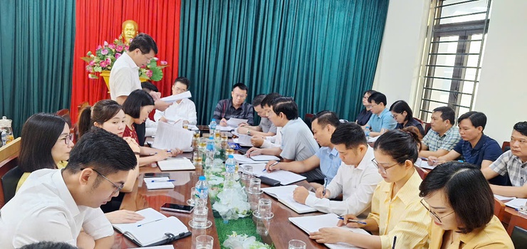 Thường trực Đảng uỷ xã Hát Môn làm việc với Phòng Kinh tế- Ảnh 1.