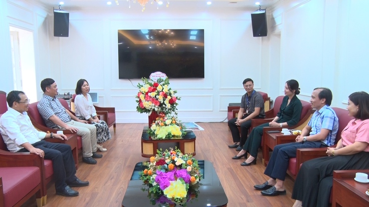 Báo Hànộimới thăm, chúc mừng xã Vân Đình vận hành theo mô hình chính quyền địa phương hai cấp- Ảnh 3.