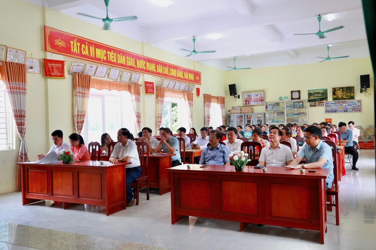 Hội nghị công bố các Quyết định tại xã Ứng Thiên- Ảnh 7.