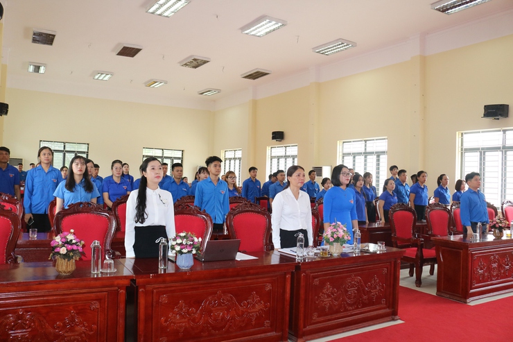 Lễ trao quyết định của Thành đoàn Hà Nội về công tác cán bộ tại xã Hòa Phú- Ảnh 1.