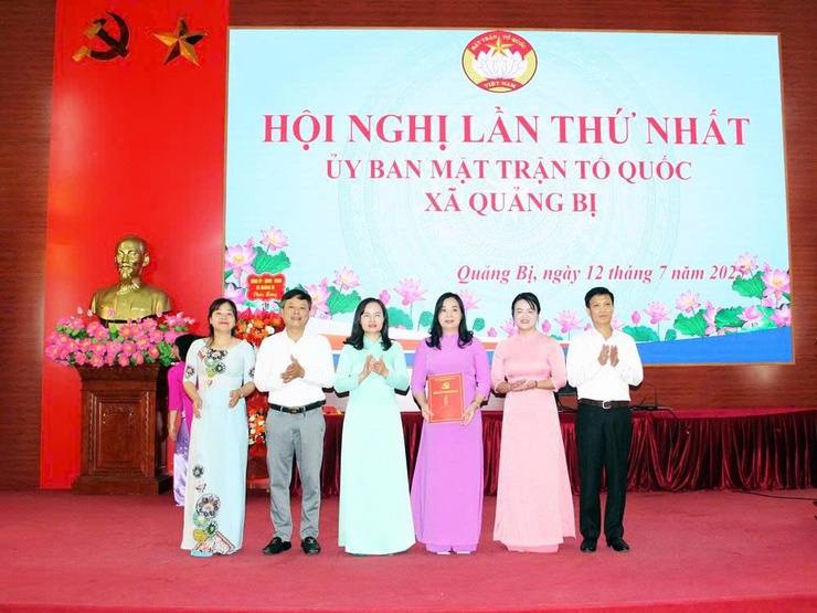 Ủy ban MTTQ Việt Nam xã Quảng bị tổ chức Hội nghị lần thứ nhất- Ảnh 2.