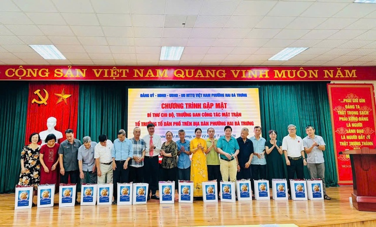 Phường Hai Bà Trưng gặp mặt bí thư chi bộ, tổ trưởng dân phố, trưởng ban công tác Mặt trận- Ảnh 10.