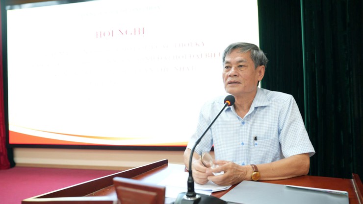       Đảng uỷ xã Dương Hoà lấy ý kiến cán bộ chủ chốt qua các thời kỳ vào dự thảo văn kiện trình Đại hội đại biểu Đảng bộ xã lần thứ Nhất, nhiệm kỳ 2025-2030- Ảnh 8.