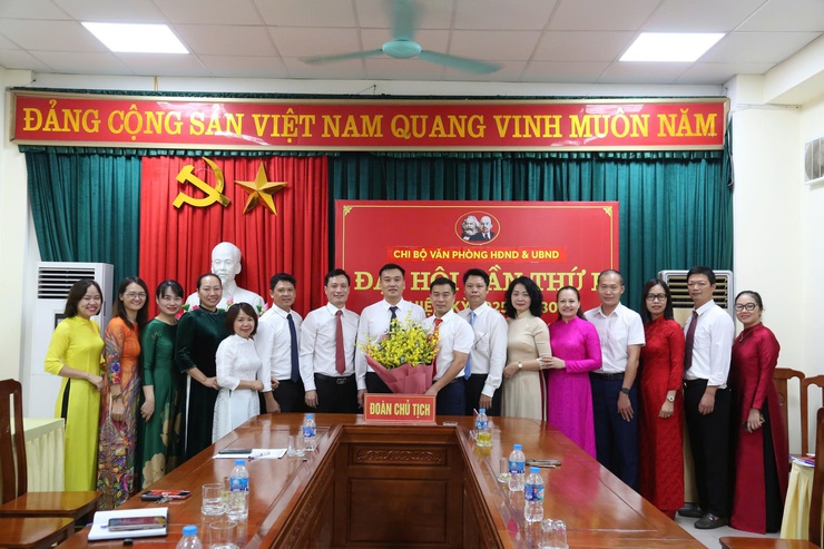 Các chi bộ mới thành lập tổ chức thành công Đại hội lần thứ Nhất, nhiệm kỳ 2025-2030- Ảnh 2.