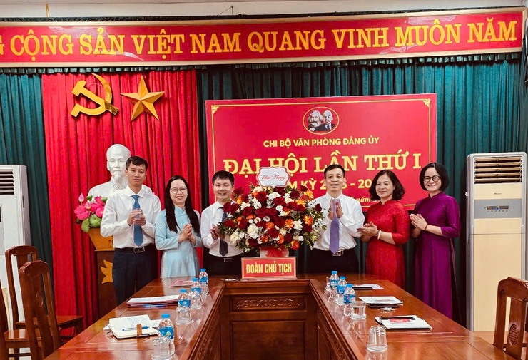 Các chi bộ mới thành lập tổ chức thành công Đại hội lần thứ Nhất, nhiệm kỳ 2025-2030- Ảnh 9.