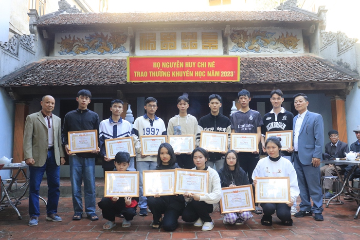 Nhà thờ họ Nguyễn thôn Chi Nê, xã Phú Nghĩa: Di tích lịch sử - lưu niệm danh nhân- Ảnh 3.
