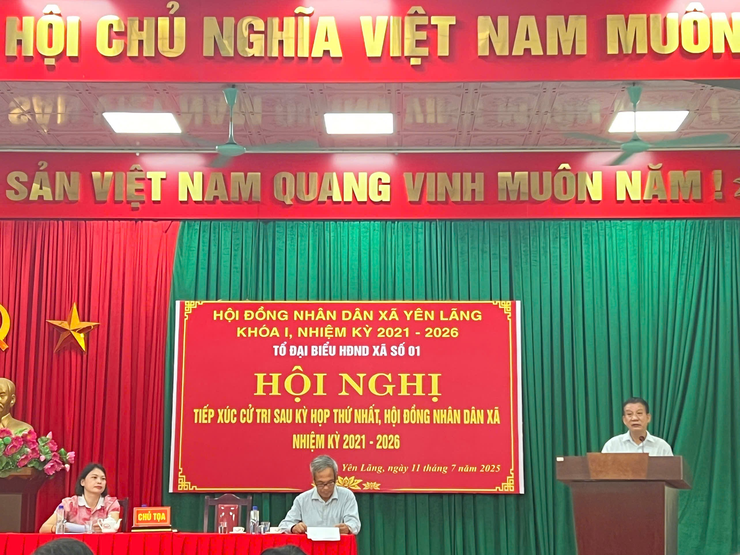 HỘI ĐỒNG NHÂN DÂN XÃ YÊN LÃNG TỔ CHỨC TIẾP XÚC CỬ TRI SAU KỲ HỌP THỨ NHẤT, HĐND XÃ NHIỆM KỲ 2021 – 2026- Ảnh 1.