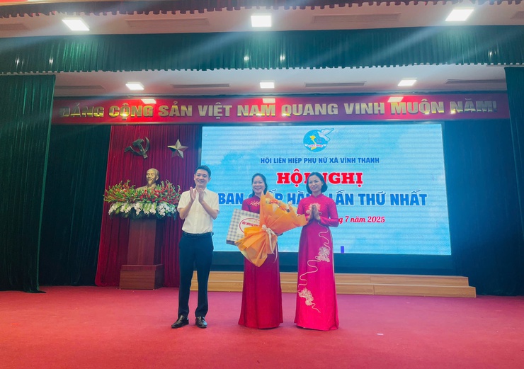 Hội LHPN xã Vinh Thanh tổ chức Hội nghị Ban chấp hành lần thứ nhất, nhiệm kỳ 2021-2026.- Ảnh 8.