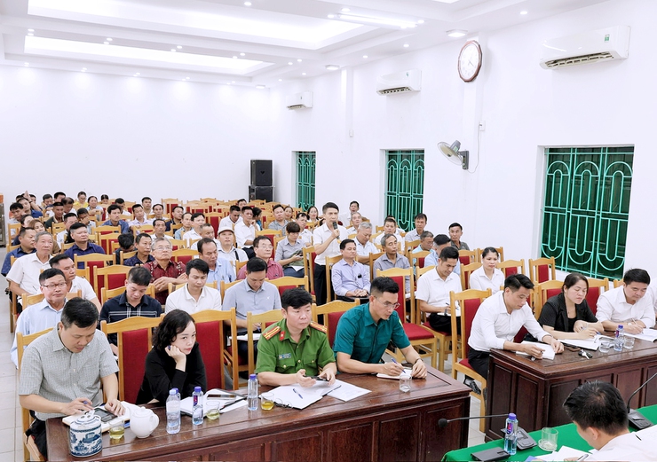 HỘI NGHỊ GIAO BAN ỦY BAN NHÂN DÂN XÃ VỚI TRƯỞNG THÔN, KHU, TỔ TRƯỞNG TỔ DÂN PHỐ TRÊN ĐỊA BÀN XÃ THƯ LÂM- Ảnh 5.