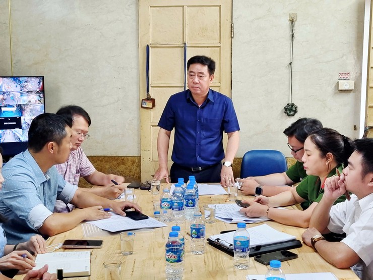 UBND phường Đại Mỗ kiểm tra công tác đảm bảo an toàn vệ sinh thực phẩm tại  chợ Phùng Khoang- Ảnh 4.