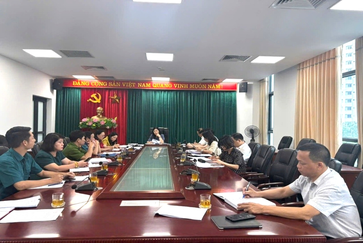 Tiểu ban Văn kiện Đại hội Đảng bộ phường đóng góp vào Dự thảo Báo cáo chính trị trình Đại hội Đảng bộ phường lần thứ I- Ảnh 1.