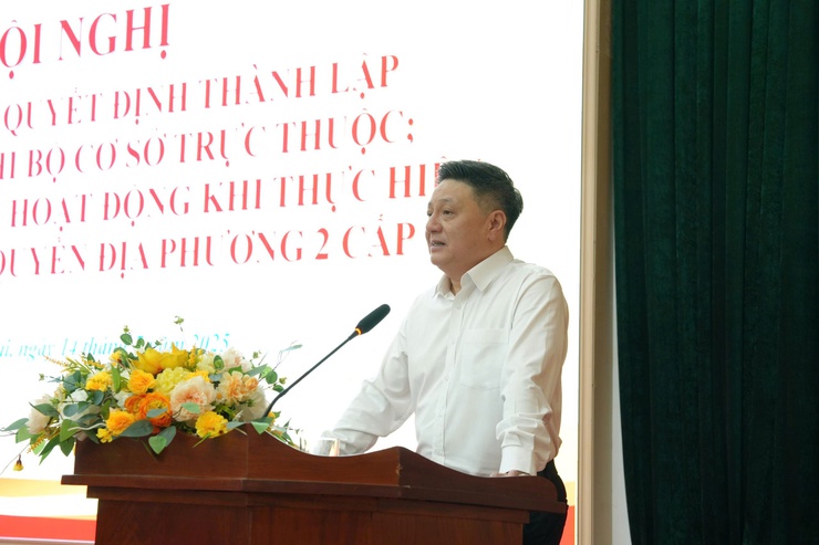 Đảng ủy xã Thanh Oai công bố Quyết định thành lập 36 Đảng bộ, chi bộ cơ sở trực thuộc- Ảnh 8.