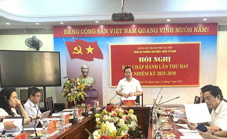 PHƯỜNG VĂN MIẾU- QUỐC TỬ GIÁM KIỆN TOÀN TỔ CHỨC ĐẢNG, CHUẨN BỊ ĐẠI HỘI NHIỆM KỲ 2025-2030- Ảnh 1.