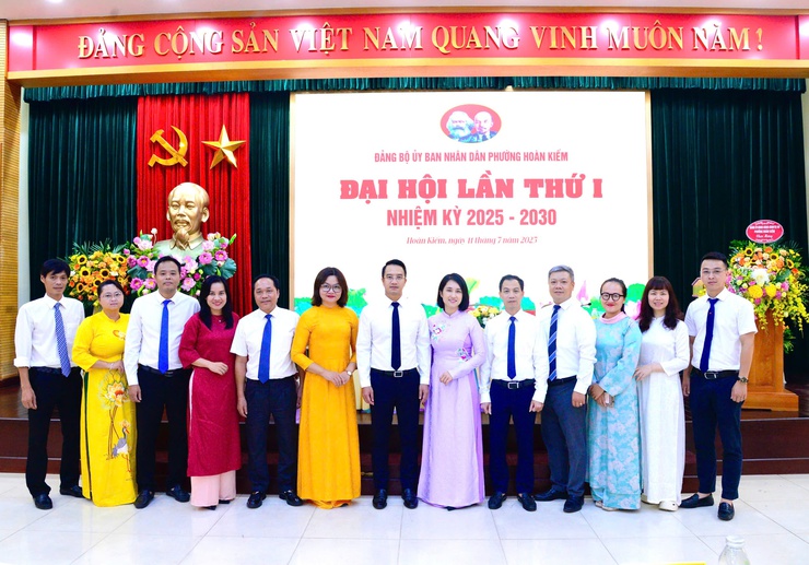Đại hội Đảng bộ Uỷ ban nhân dân phường Hoàn Kiếm lần thứ I, nhiệm kỳ 2025 – 2030, bước chuyển mình để gần dân, sát dân, phục vụ Nhân dân- Ảnh 21.