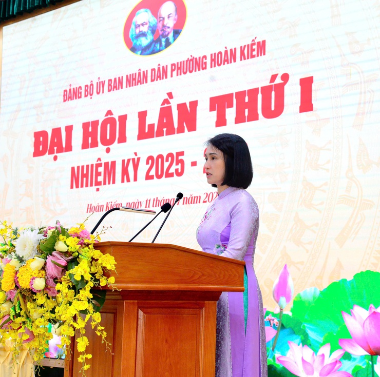 Đại hội Đảng bộ Uỷ ban nhân dân phường Hoàn Kiếm lần thứ I, nhiệm kỳ 2025 – 2030, bước chuyển mình để gần dân, sát dân, phục vụ Nhân dân- Ảnh 9.