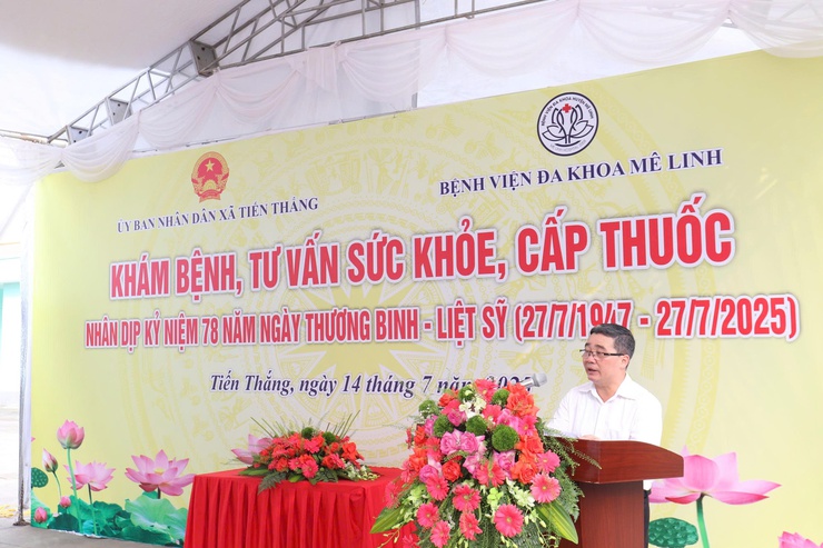 Xã Tiến Thắng tổ chức khám sức khỏe, cấp thuốc và tặng quà cho đối tượng chính sách nhân kỷ niệm 78 năm Ngày Thương binh - Liệt sĩ- Ảnh 3.