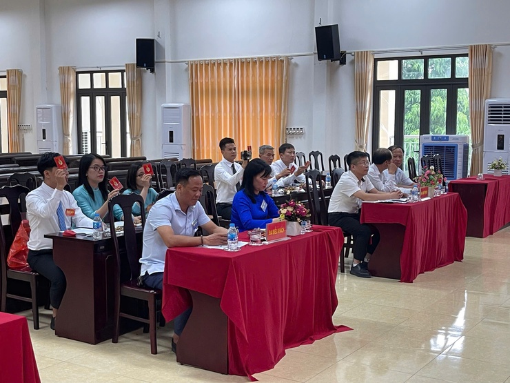 Chi bộ Ban Xây dựng Đảng xã Tam Hưng tổ chức thành công Đại hội lần thứ I, nhiệm kỳ 2025–2030- Ảnh 5.