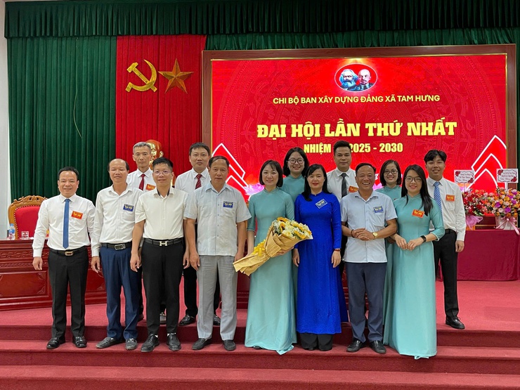 Chi bộ Ban Xây dựng Đảng xã Tam Hưng tổ chức thành công Đại hội lần thứ I, nhiệm kỳ 2025–2030- Ảnh 8.