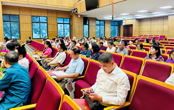 Công bố Quyết định thành lập, đổi tên, tiếp nhận các tổ chức Đảng trực thuộc Đảng uỷ phường Ngọc Hà- Ảnh 2.