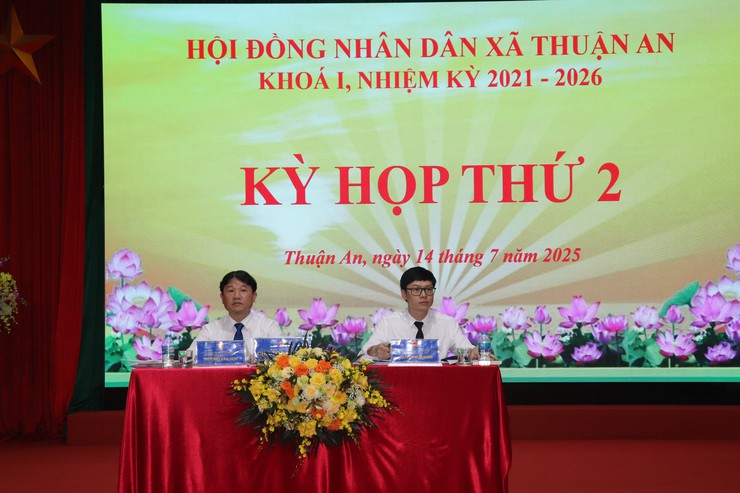 Kỳ họp thứ 2 - HĐND xã Thuận An nhiệm kỳ 2021 - 2026- Ảnh 1.