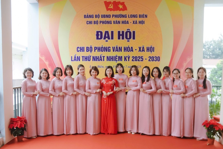 Đại hội Chi bộ Phòng Văn hóa – Xã hội phường Long Biên lần thứ I, nhiệm kỳ 2025 - 2030 thành công tốt đẹp- Ảnh 7.