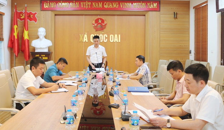Xã Quốc Oai tổ chức hội nghị triển khai thực hiện công điện 65 của Thủ tướng Chính phủ về đấu tranh ngăn chặn đẩy lùi tình trạng buôn lậu gian lận thương mại, hàng giả, xâm phạm quyền sở hữu trí tuệ- Ảnh 2.