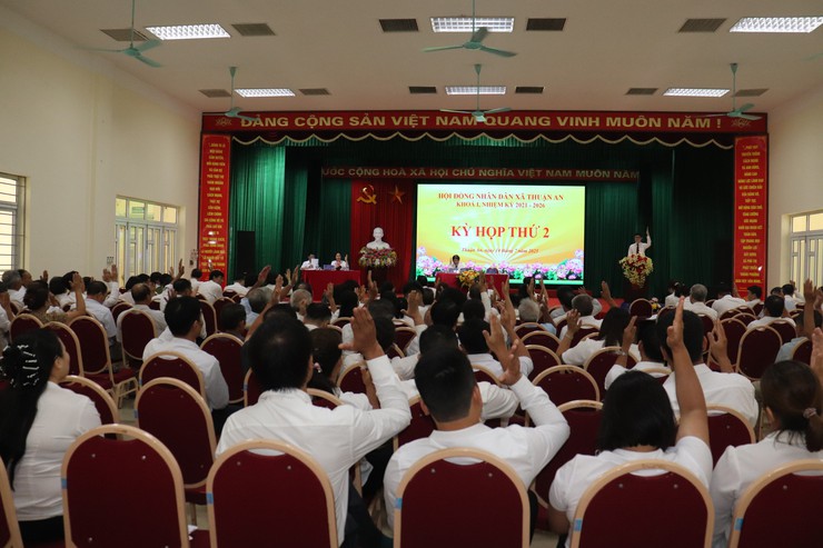 Kỳ họp thứ 2 - HĐND xã Thuận An nhiệm kỳ 2021 - 2026- Ảnh 3.