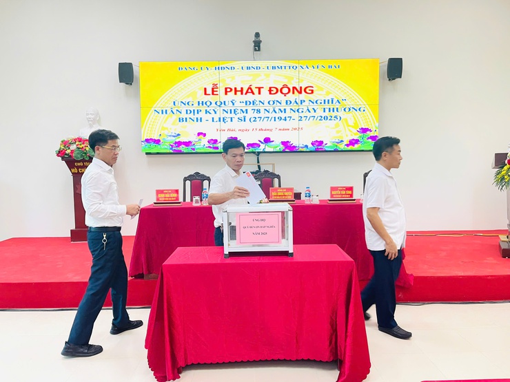 Xã Yên Bài tổ chức lễ phát động ủng hộ, xây dựng quỹ " Đền ơn đáp  nghĩa".- Ảnh 4.