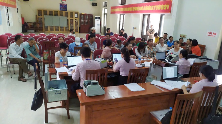 MTTQ và các tổ chức chính trị xã hội xã Quốc Oai tổ chức thành công phiên giao dịch đầu tiên của Ngân hàng Chính sách xã hội sau khi thành lập chính quyền địa phương hai cấp- Ảnh 3.