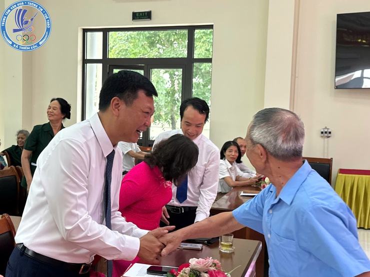 Hội Cựu thanh niên xung phong xã Thiên Lộc tổ chức Lễ kỷ niệm 75 năm ngày truyền thống lực lượng Thanh niên xung phong Việt Nam (15/7/1950 - 15/7/2025)- Ảnh 3.