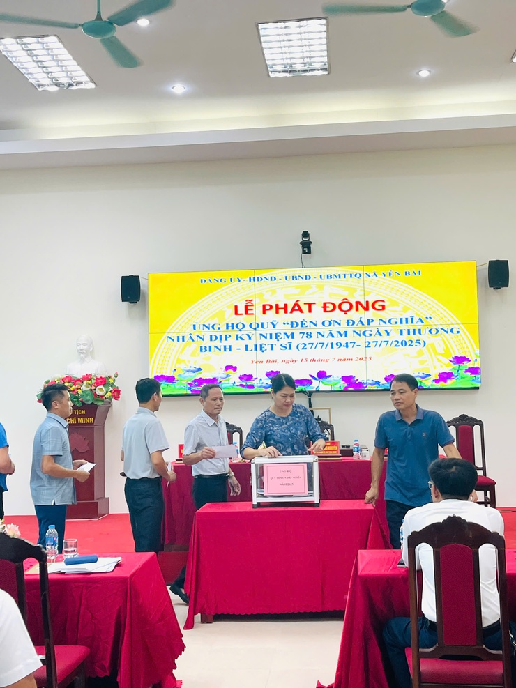 Xã Yên Bài tổ chức lễ phát động ủng hộ, xây dựng quỹ " Đền ơn đáp  nghĩa".- Ảnh 8.