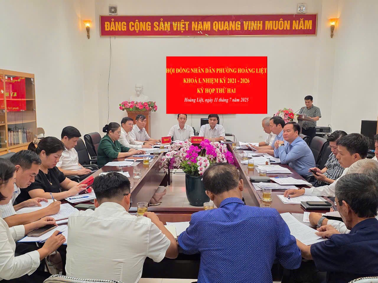 HĐND phường Hoàng Liệt tổ chức kỳ họp thứ hai, tập trung bàn về dự toán và phân bổ dự toán ngân sách- Ảnh 1.