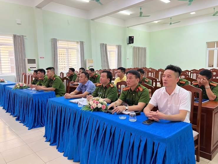 Công An xã Ngọc Hồi tập huấn chuyên sâu Luật Phòng cháy, chữa cháy và cứu nạn, cứu hộ- Ảnh 2.