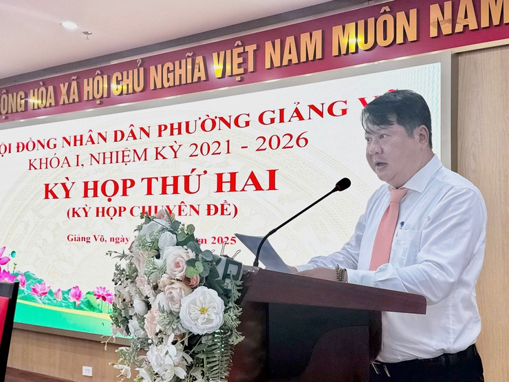 Hội đồng nhân dân phường Giảng Võ: Tổ chức Kỳ họp thứ 2 quyết nghị nhiều nội dung quan trọng- Ảnh 5.