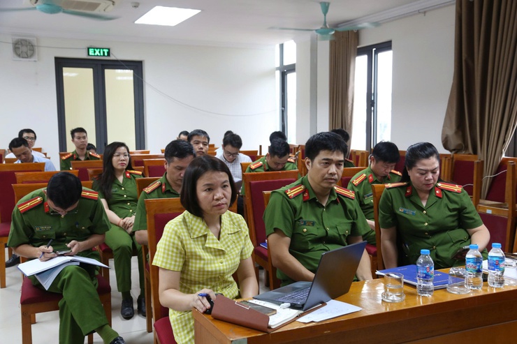 Thành phố Hà Nội phổ biến, quán triệt chuyên sâu Luật Phòng cháy chữa cháy và cứu nạn cứu hộ năm 2025
- Ảnh 2.