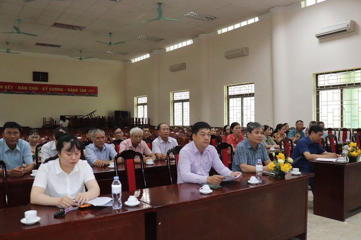 Hội nghị lần thứ Nhất Ban Chấp hành Hội nông dân xã Bát Tràng- Ảnh 1.