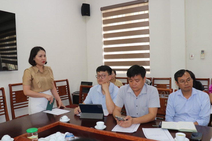 Bát Tràng giao chỉ tiêu phát triển kinh tế - xã hội và dự toán ngân sách nhà nước 6 tháng cuối năm 2025- Ảnh 2.