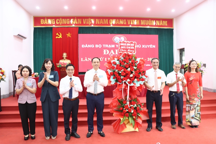 Đại hội Đảng bộ Trạm Y tế xã Phú Xuyên lần thứ nhất
 nhiệm kỳ 2025 - 2030
- Ảnh 1.
