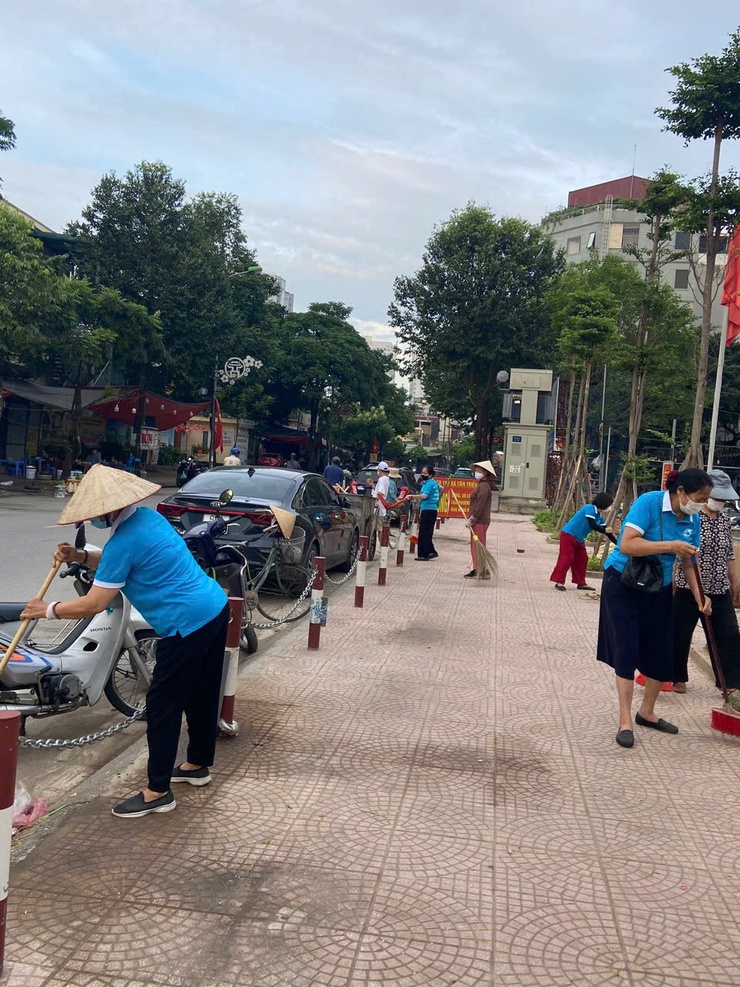 MẶT TRẬN TỔ QUỐC VIỆT NAM PHƯỜNG THANH LIỆT CHUNG TAY BẢO VỆ MÔI TRƯỜNG, XÂY DỰNG KHÔNG GIAN XANH- Ảnh 3.
