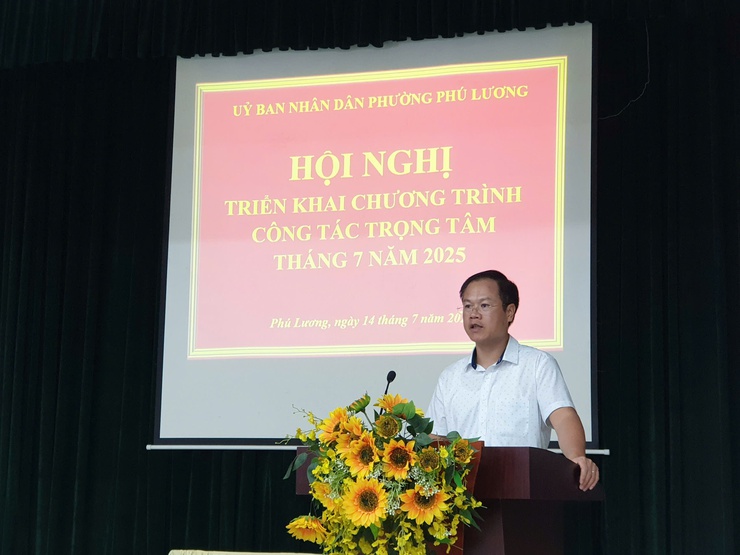 UBND phường Phú Lương triển khai chương trình công tác trọng tâm tháng 7/2025- Ảnh 2.