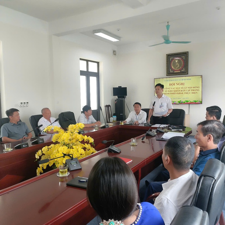 UBND xã Bình Minh tổ chức hội nghị bàn giải pháp tháo gỡ khó khăn trong công tác sản xuất nội đồng- Ảnh 5.