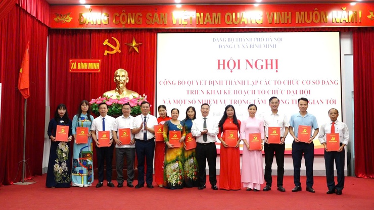 Đảng ủy xã Bình Minh tổ chức Hội nghị Công bố quyết định thành lập các tổ chức Đảng trực thuộc và triển khai một số nhiệm vụ trọng tâm- Ảnh 6.